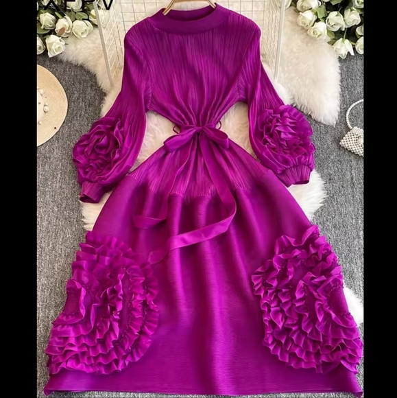 Women's Pleated Lace Elegant Temperament Lace Up Puff Sleeves High Waisted Dress - Picture 4 of 10